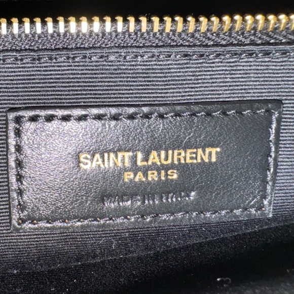 ❌SOLD❌⭐️NEW, SOLD OUT⭐️SAINT LAURENT LOULOU LARGE IN QUILTED LEATHER - Picture 16 of 17